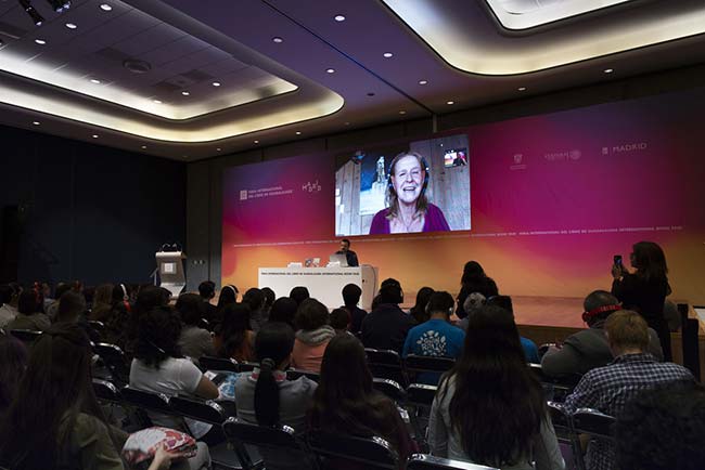 Clicadero.  La FIL: numeralia, sexismo de la lengua y más