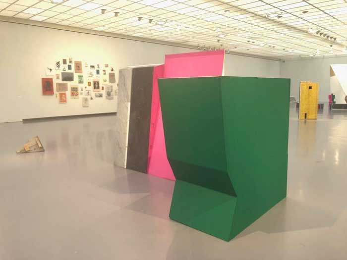 ¿Cuánto yo cabe en un museo? Entrevista con Abraham Cruzvillegas