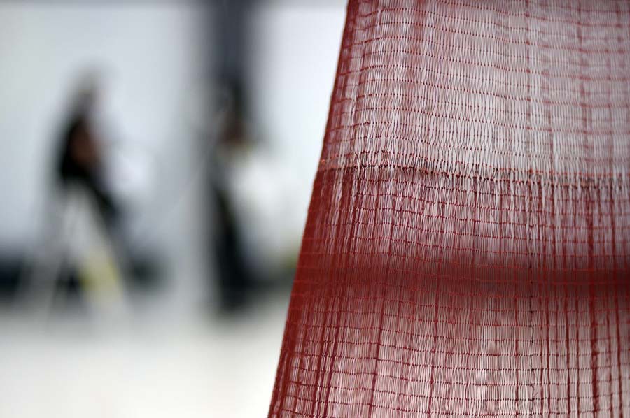 Todas las aguas, el agua: una entrevista con Carolina Caycedo