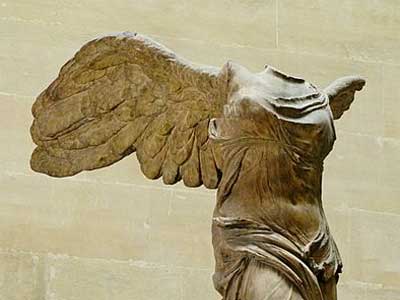 Las tres damas del Louvre