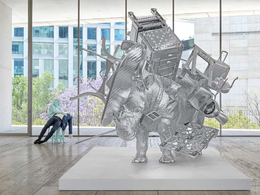 Vista de la exposición Urs Fischer: Lovers, Museo Jumex, 2022. Fotografía: Stefan Altenburger Photography Zurich © Urs Fischer. Cortesía de: Museo Jumex.