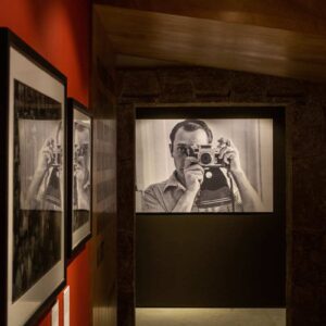 Muestra de la exposición El ojo infinito de Enrique Metinides. Sucesos siempre violentos de la nota policiaca. Cortesía de: Centro Cultural Los Pinos