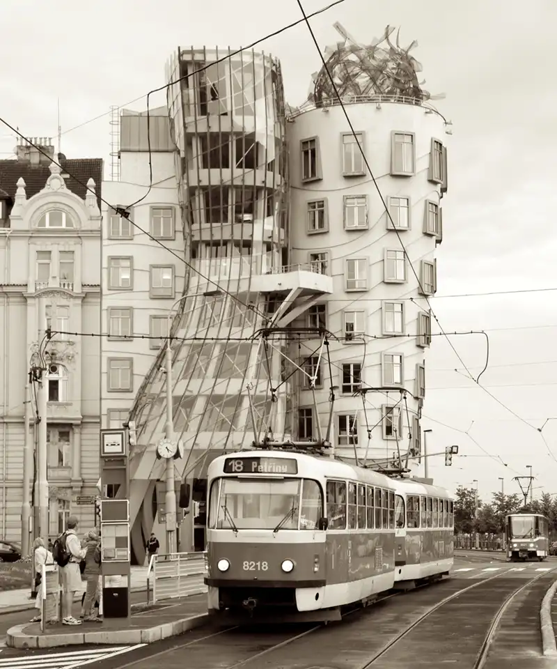 Desde Praga en la muerte de Milan Kundera